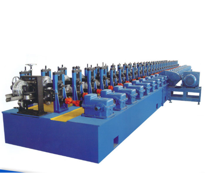 Door frame roll forming machine