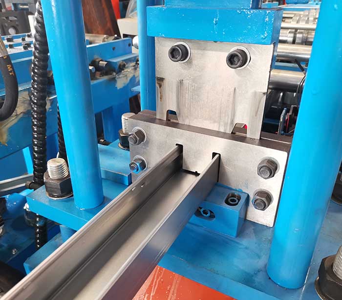 Rail Station Construction Mounting Channel Manufacture Machine