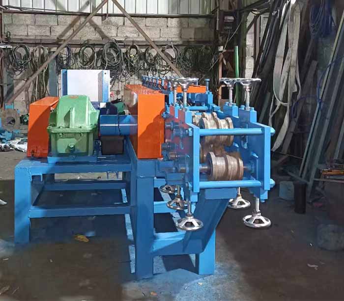 Oval Tube Machine Export Photos