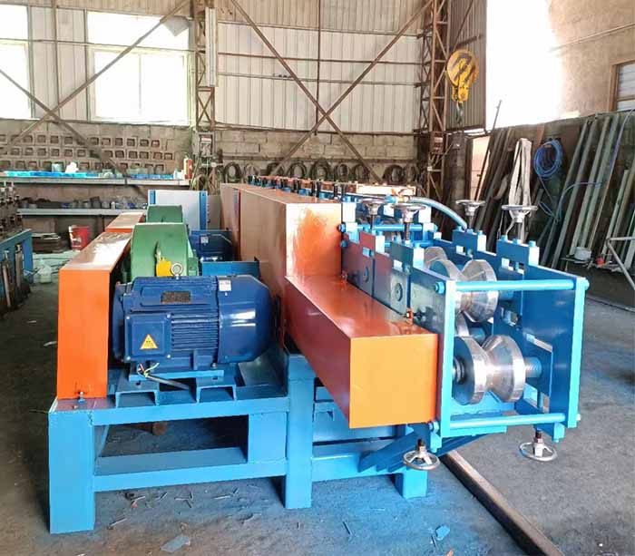 Square Oilfield Pipe Roll Forming Machine For Sale