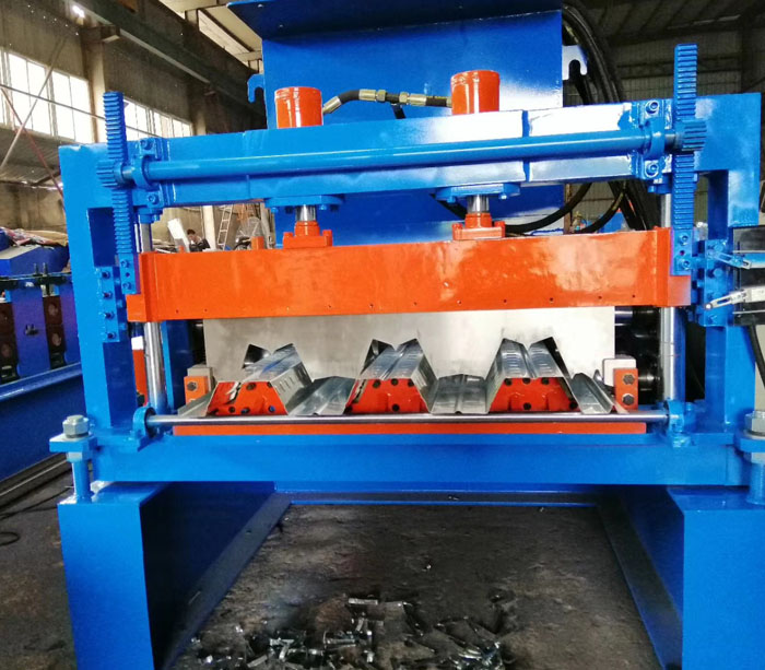 Floor Deck Machine for Construction Material