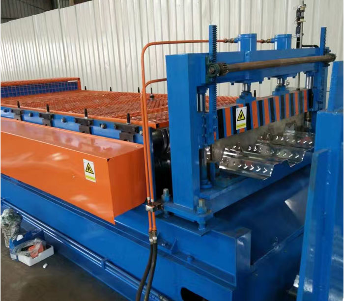 Good Quality Galvanized Steel Sheet Floor Decking Panel Roll Forming Machine