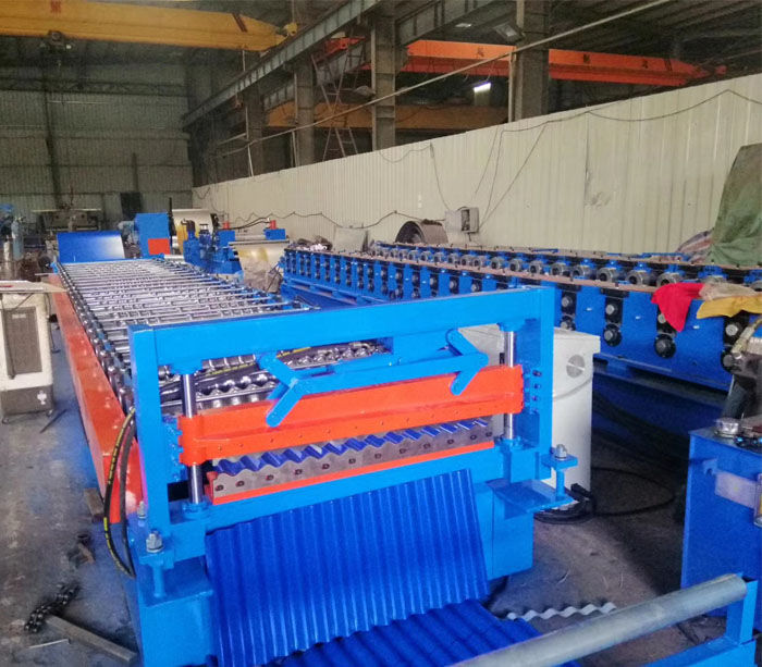 Color sheet corrugated metal roofing panel roll forming machine for wave panel
