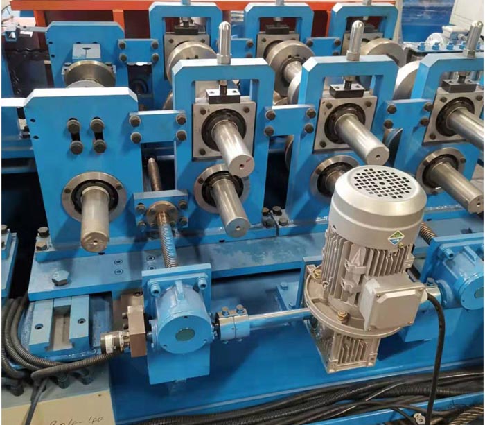 C Z Interchangeable Purlin Roll Forming Machine