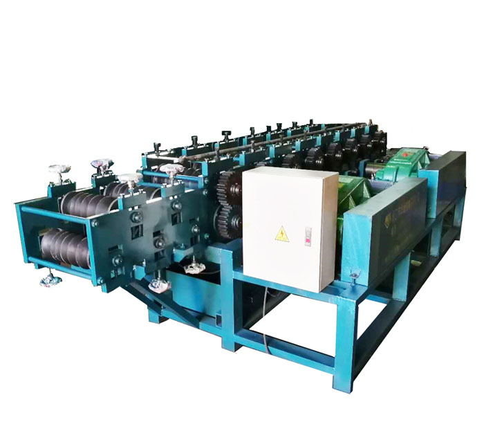Square tube roll forming machine
