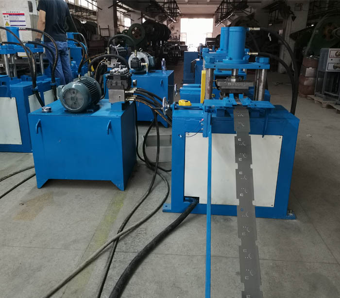 Steel roll forming machine for multimedia wall box panel 
