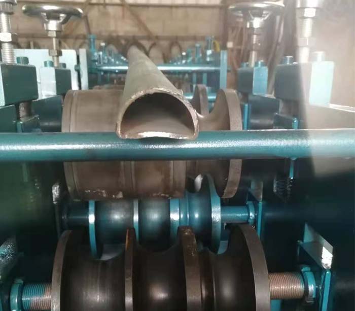 MS D Pipe Roll Forming Machine Production Line 
