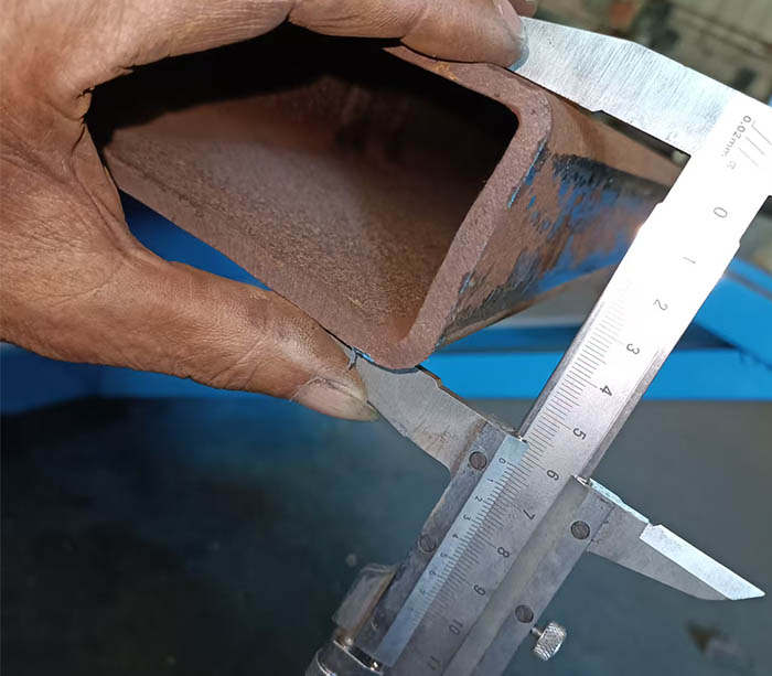 Heavy Duty Rhombus Shape Pipe Manufacturing Machine