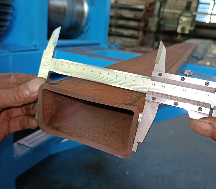 Heavy Duty Rhombus Shape Pipe Manufacturing Machine