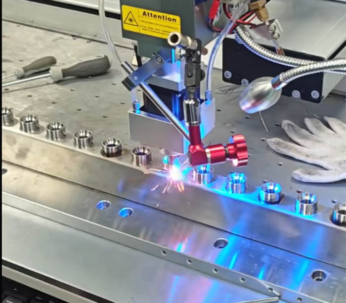 Manifolds CNC Continuous Laser Welder