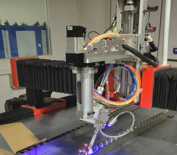 Manifolds CNC Continuous Laser Welder